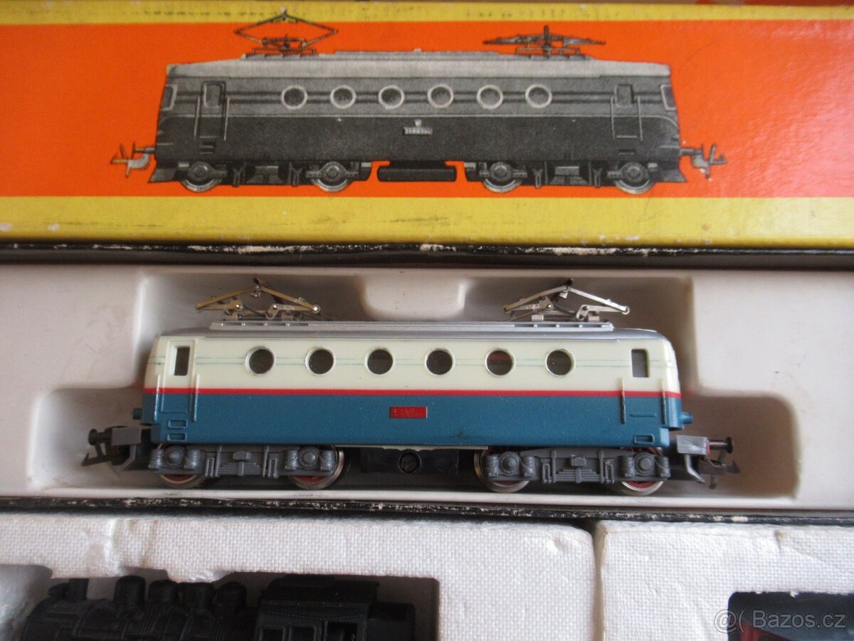 TT - vláčky, mašinky - modelová železnice - 2