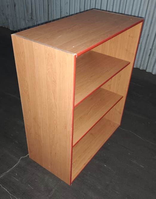 SLEVA 50% - velmi zachovalá policová skřínka, komoda - 2