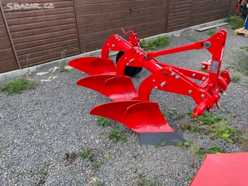 Tříradličný pluh - 2