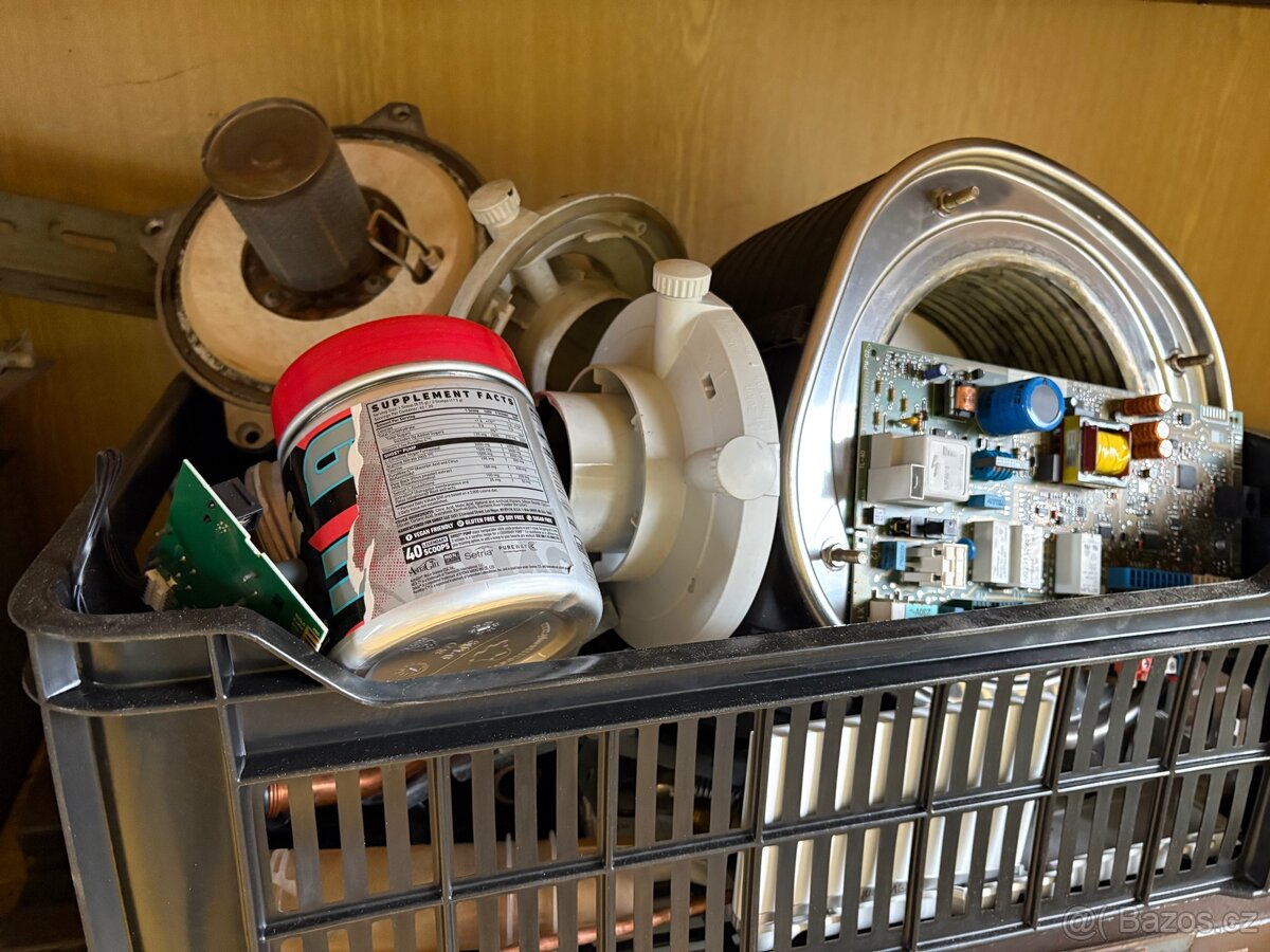 Díly z kotle Vaillant vui 246/5-5 R4 - 2