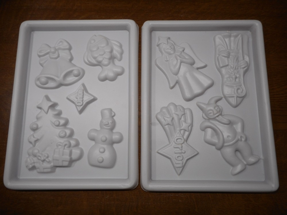 Retro plast.formy na čokoládu - 2