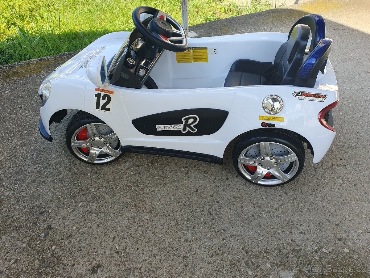 Dětské elektrické auto - 2