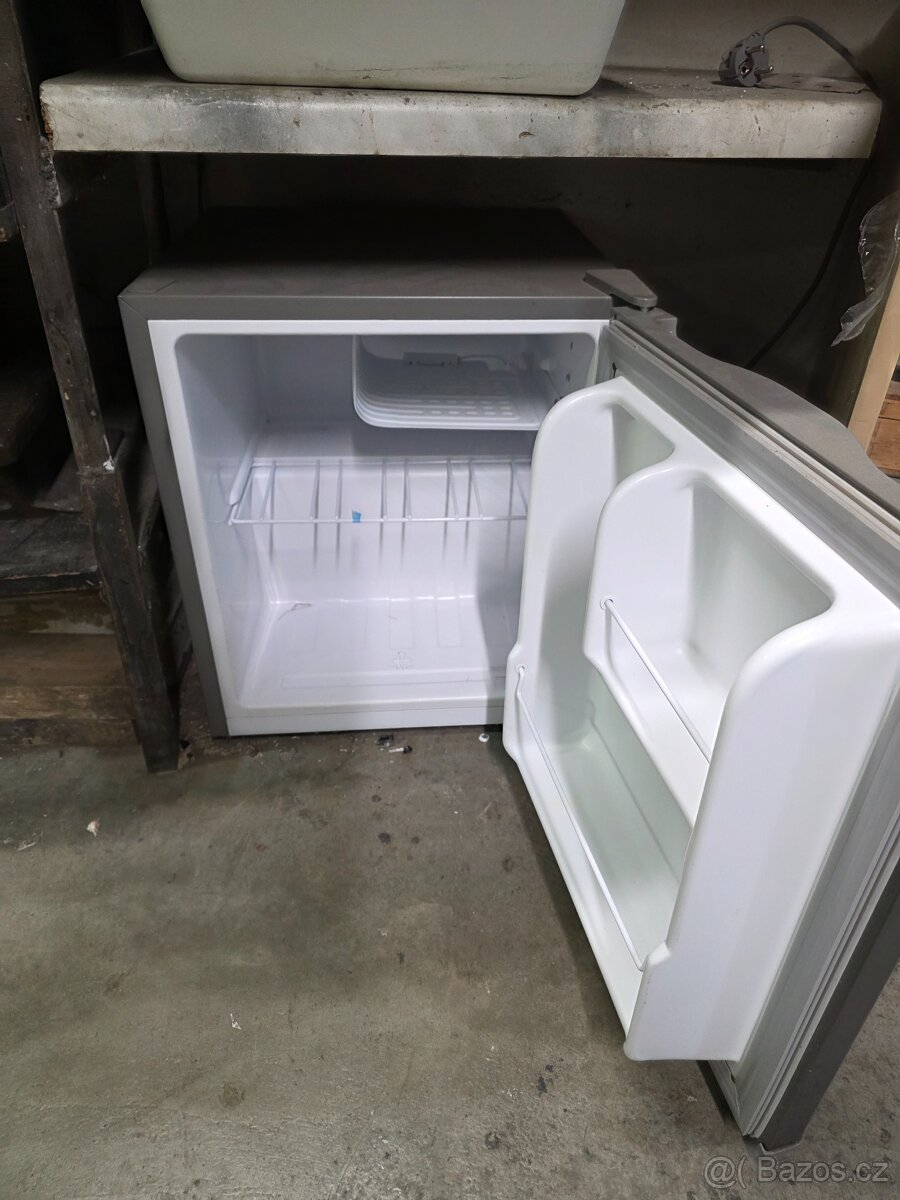 Minilednice PHILCO - 2