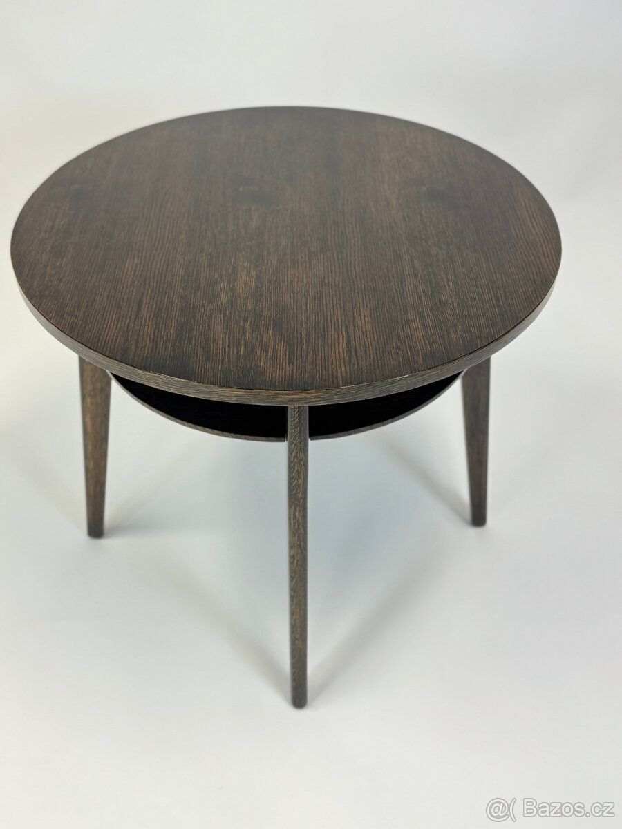 Kulatý konferenční stolek po luxusnní renovaci - šelak - 2