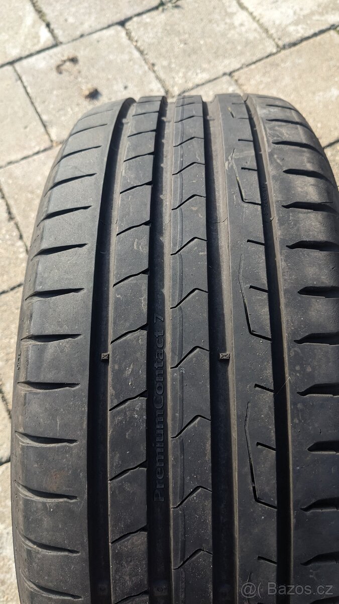 Pneu 205/55 r16 - 2