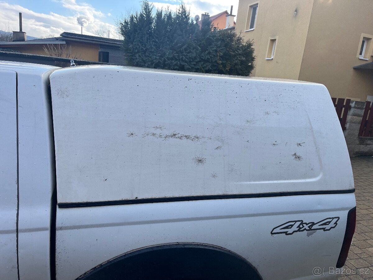 Navara D22 nástavba - 2