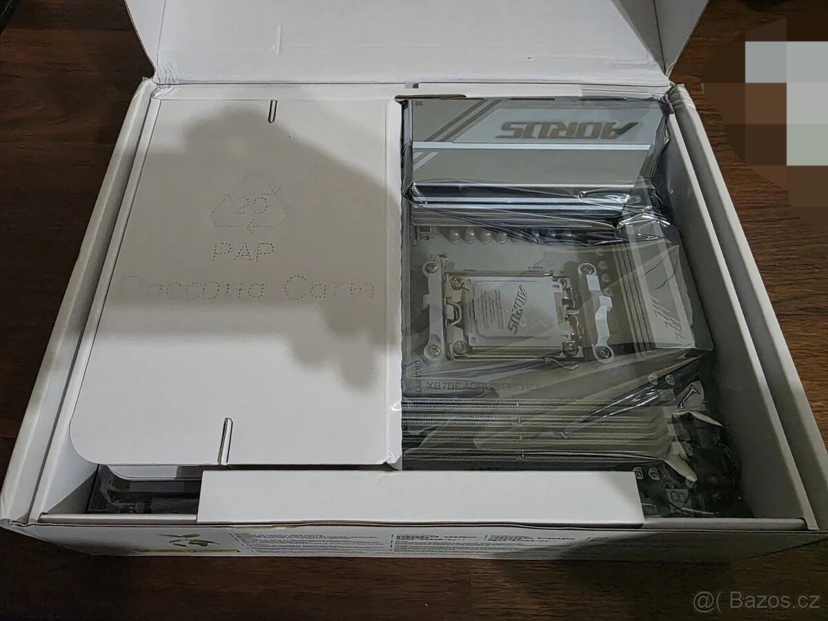 Gigabyte X870E AORUS PRO ICE - 2