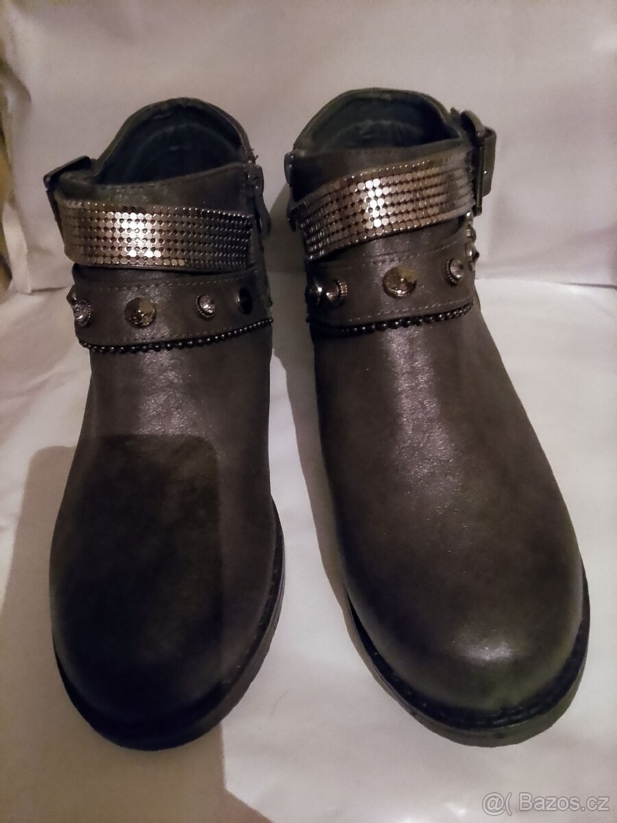 Dámské boty-vel.41 - 2