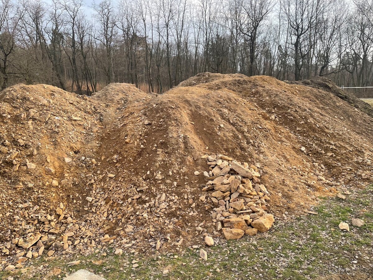 Kamenitá zemina - 2