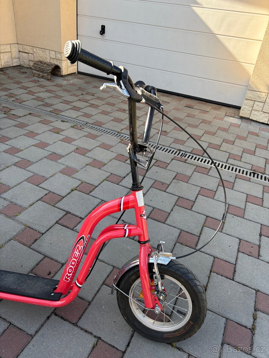 Koloběžka Rodes - 2