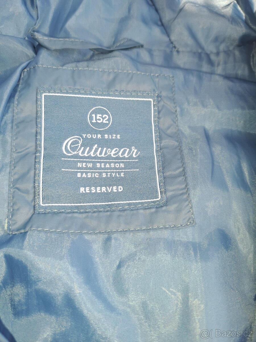 Modrá prošívaná bunda Reserved - 2