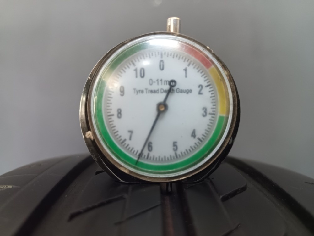 185/60 R15 BRIDGESTONE (3814) - 2