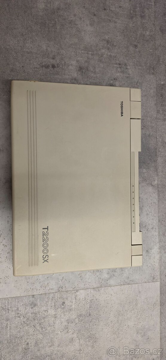 Toshiba T2200SX (1991) - 2