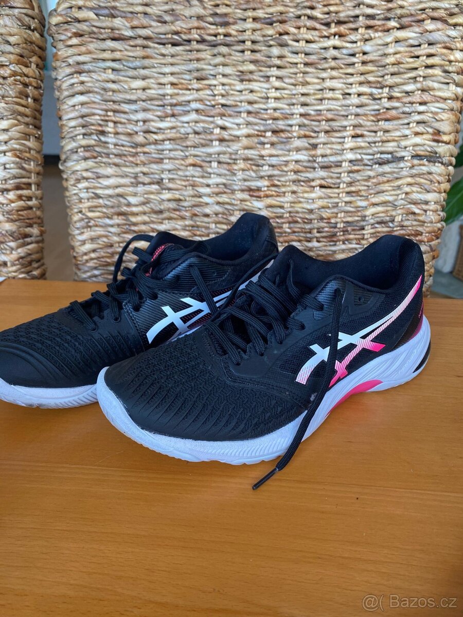 Dámské sálové boty ASICS 40,5 - 2