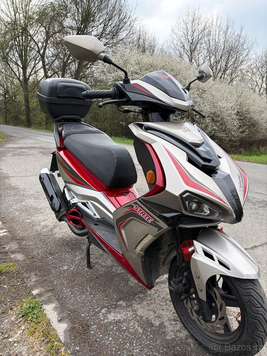 Motorro Monza 125i - 2