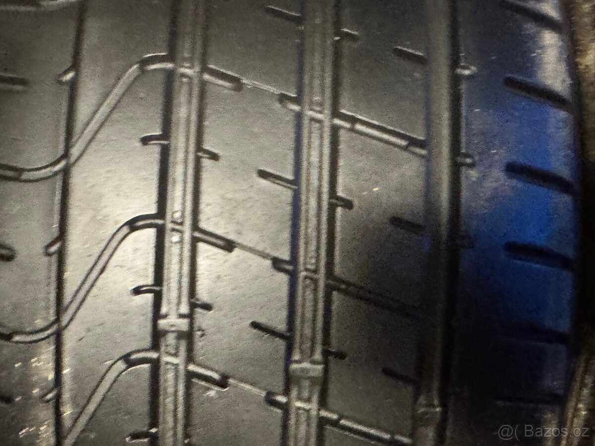 275/35 21 Pirelli 6.5mm - 2