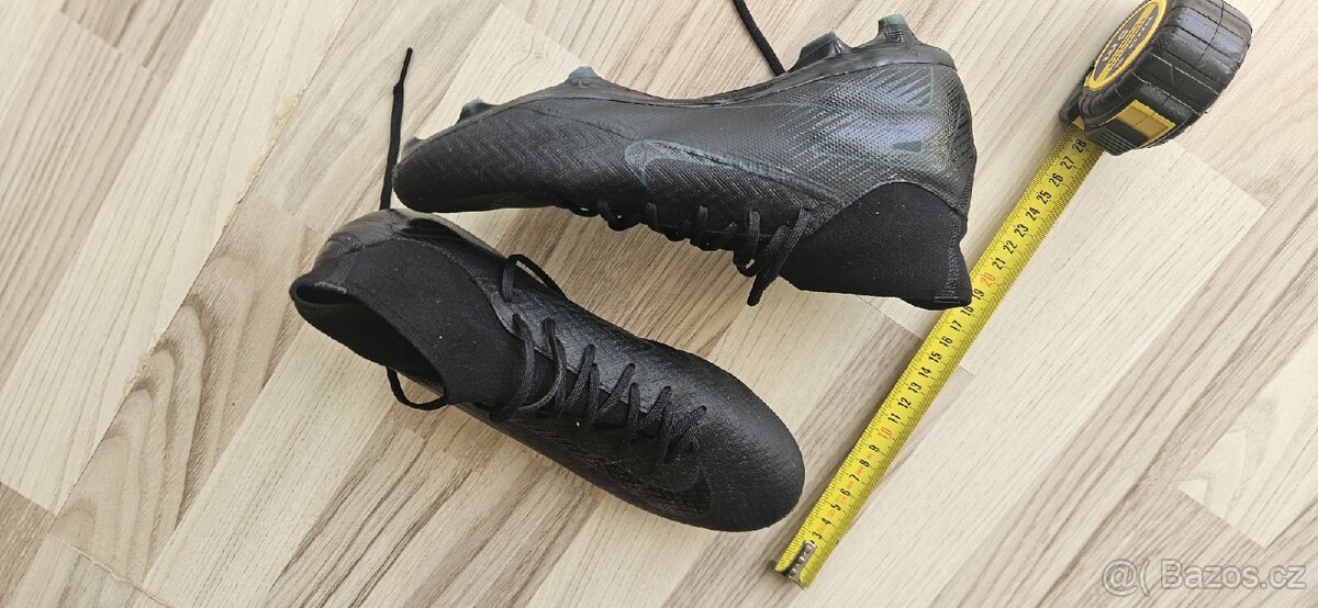 Kopačky Nike Mercurial Acad - 2