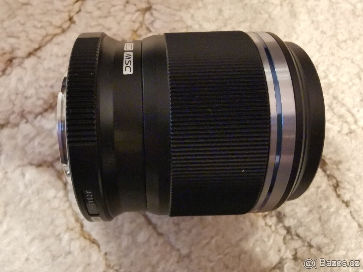 Olympus M.ZUIKO 30 mm f/3.5 Macro - 2