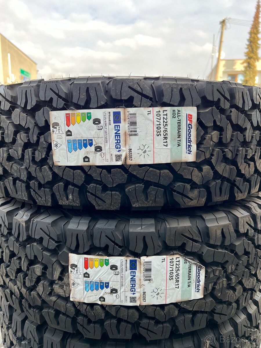 Pneu BFGoodrich AllTerrain 225/65 R17 - 4x