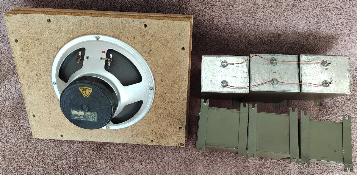 Retro součástky, kutilství, do sbírky 1000,- Kč - 2