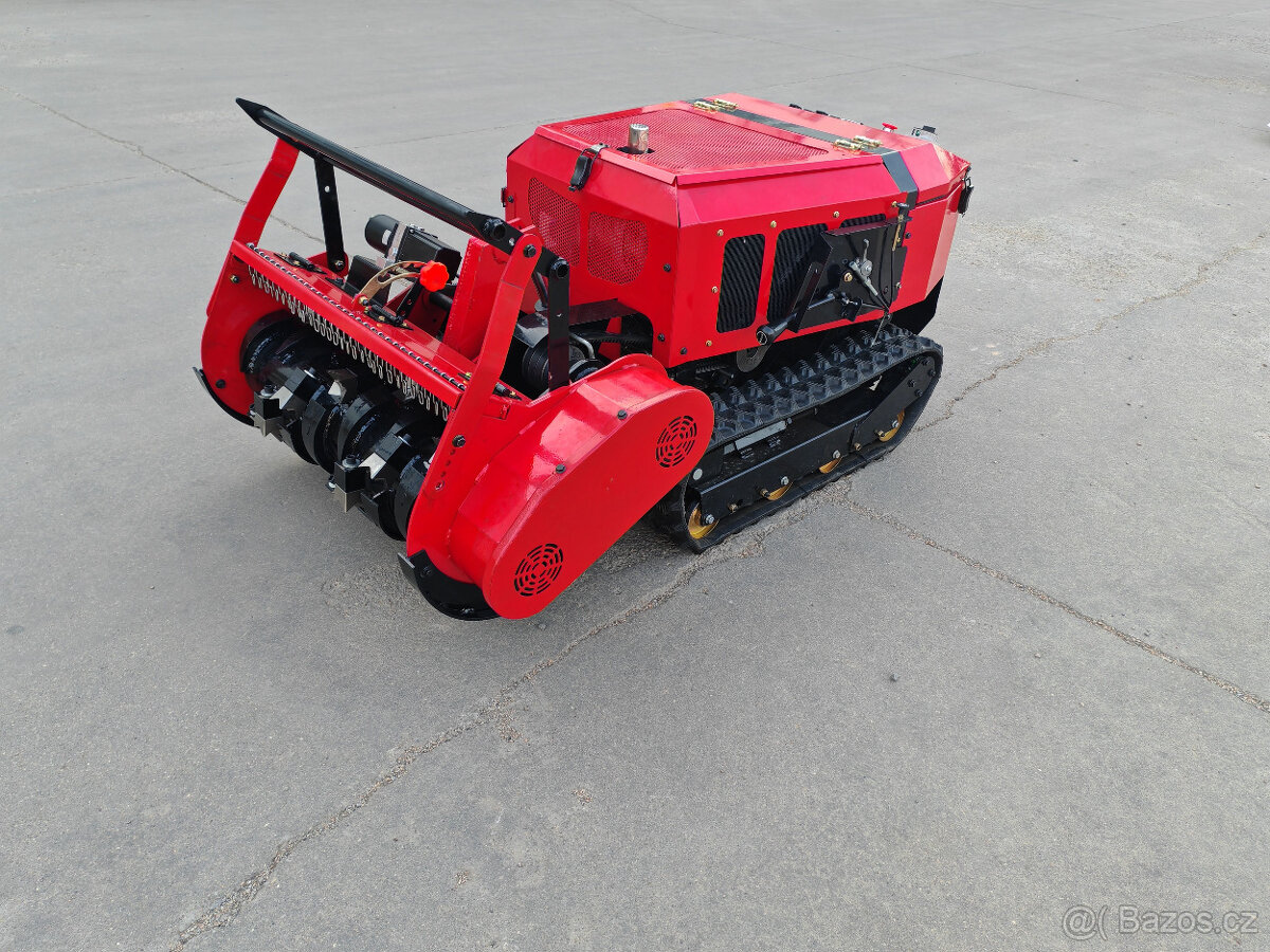 RC lesni fréza zaběr 80cm ,pásový podvozek diesel - 2
