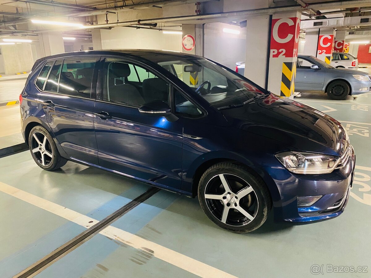 VW Golf Sportsvan 2.0 TDi 110kw DSG Lounge Cebia - 2