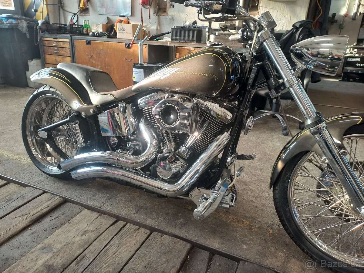 Harley Davidson stavba - 2
