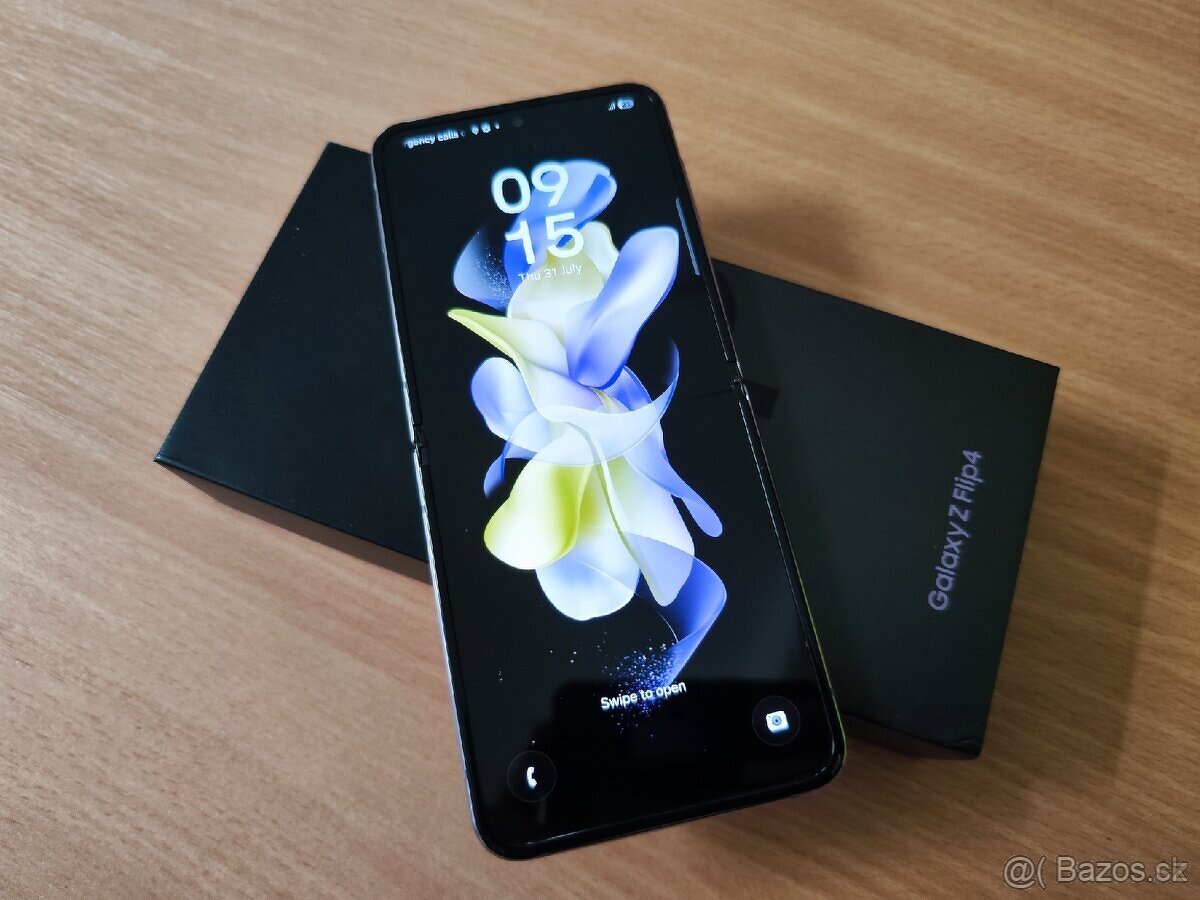 Samsung Z Flip 4 5G, 256 GB - cerny - 2