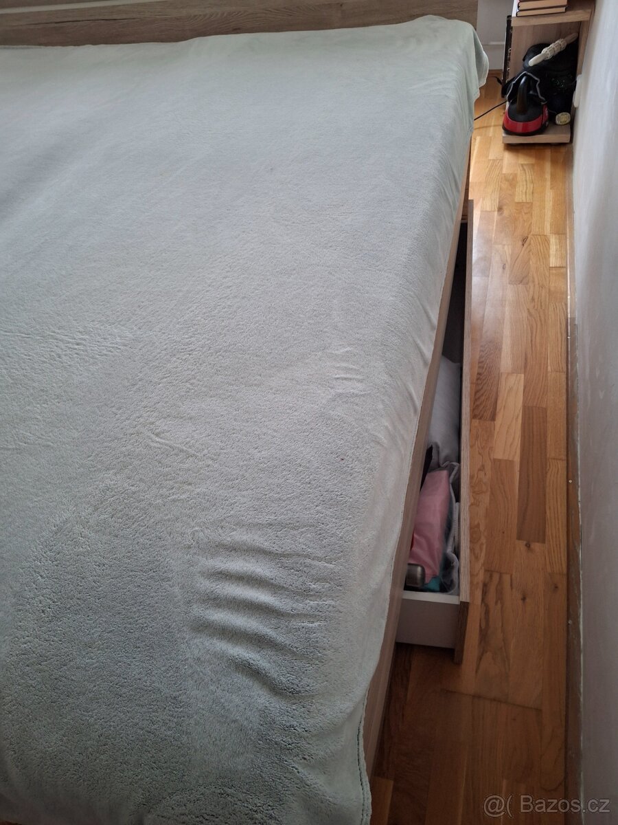 Manželská postel - 2