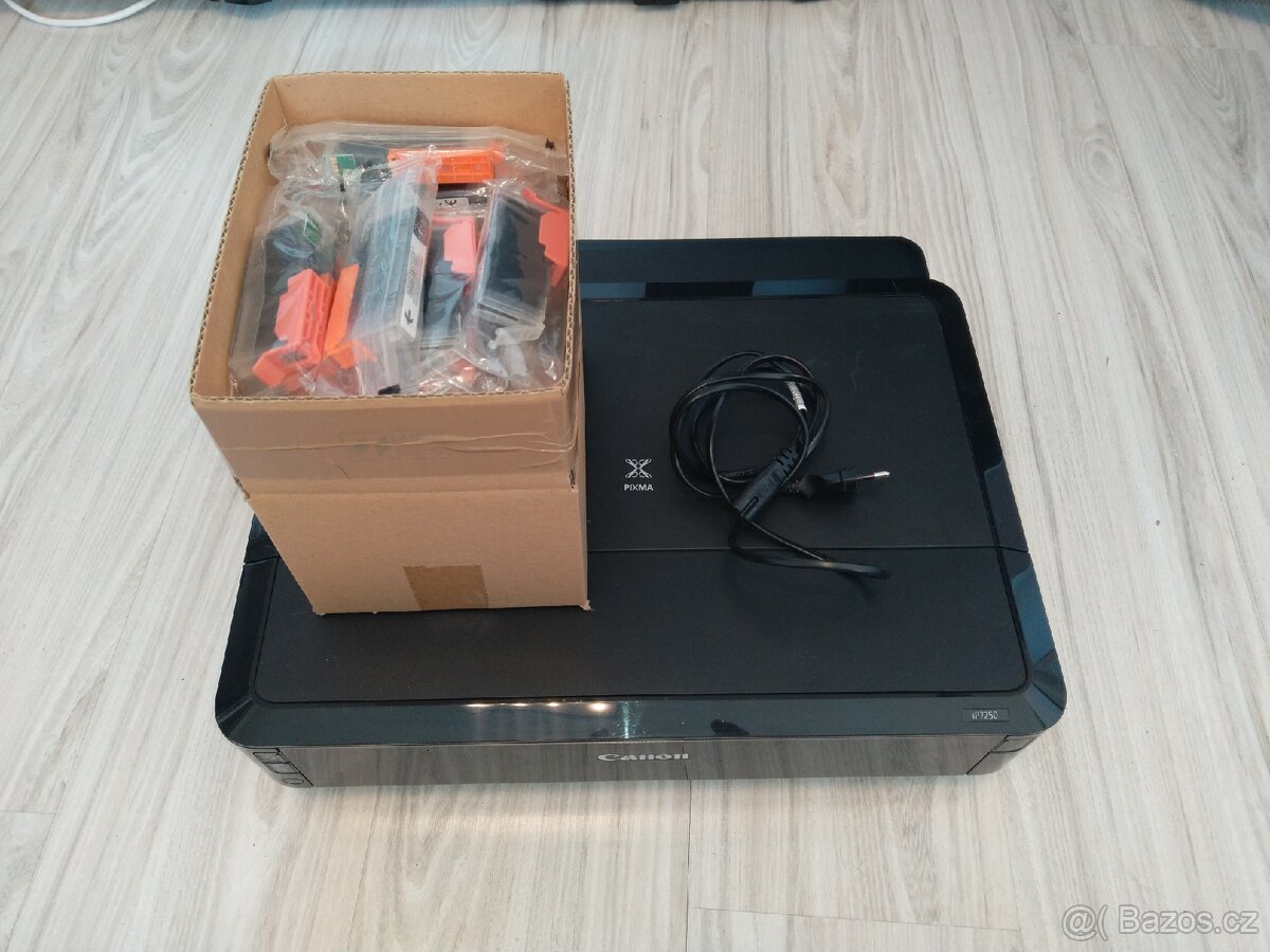 Canon PIXMA iP7250 – nefunkční + cca 56 inkoustů 550/551XL - 2
