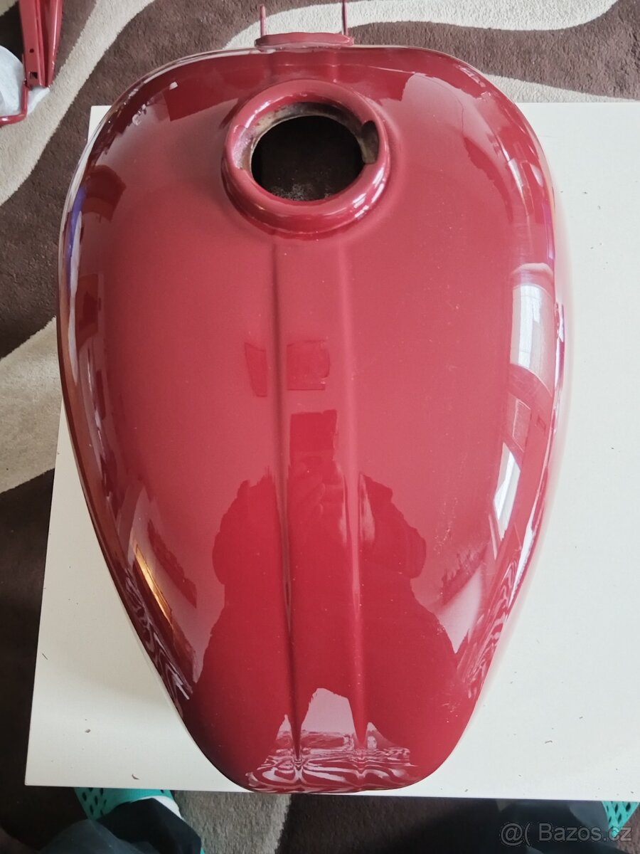 Nádrž a podsedak - 2