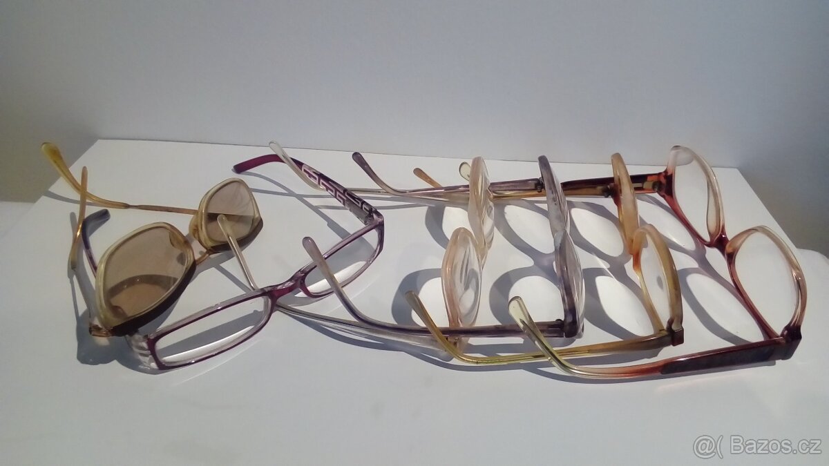 Ubrus a Na chalupu 150kč,-Ručně pletené košíky kus -30Kč - 2