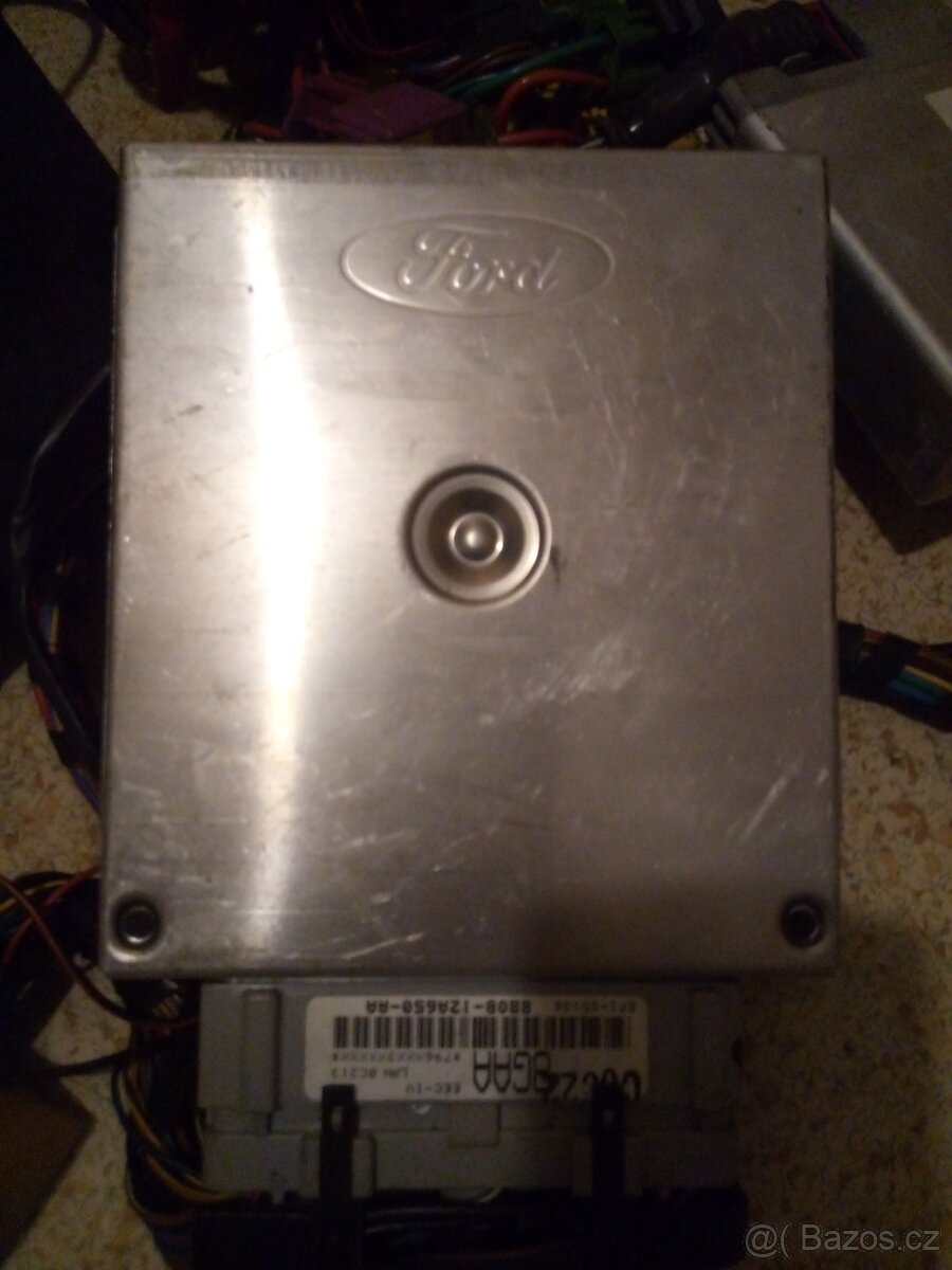 Ford Sierra 2.0i DOHC 4x4 řídící jednotka ABS - 2