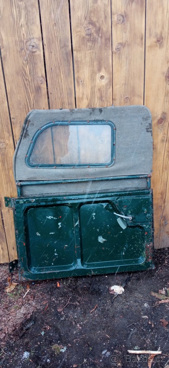 GAZ 69 - pravé přední dveře (spolujezdec) - 2