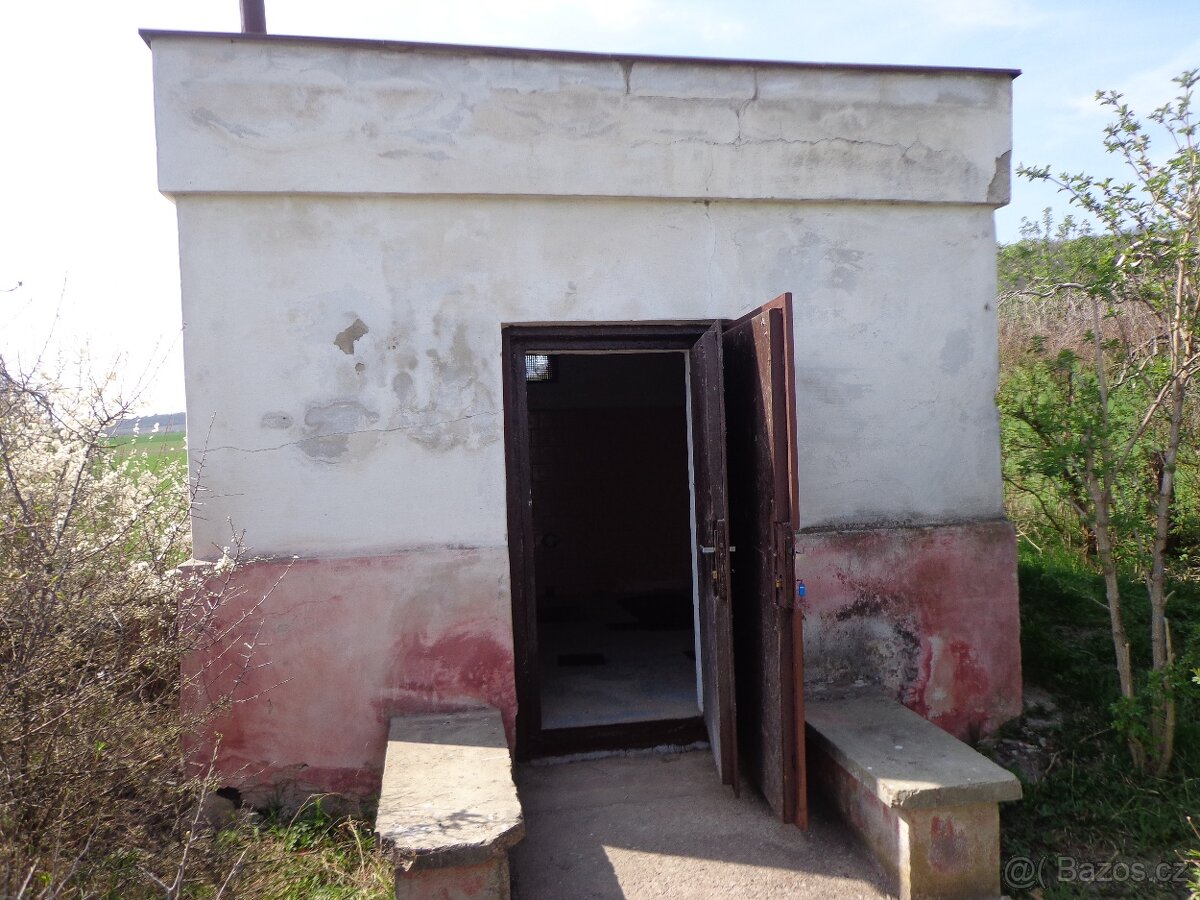 Pronajmu místnost - 2