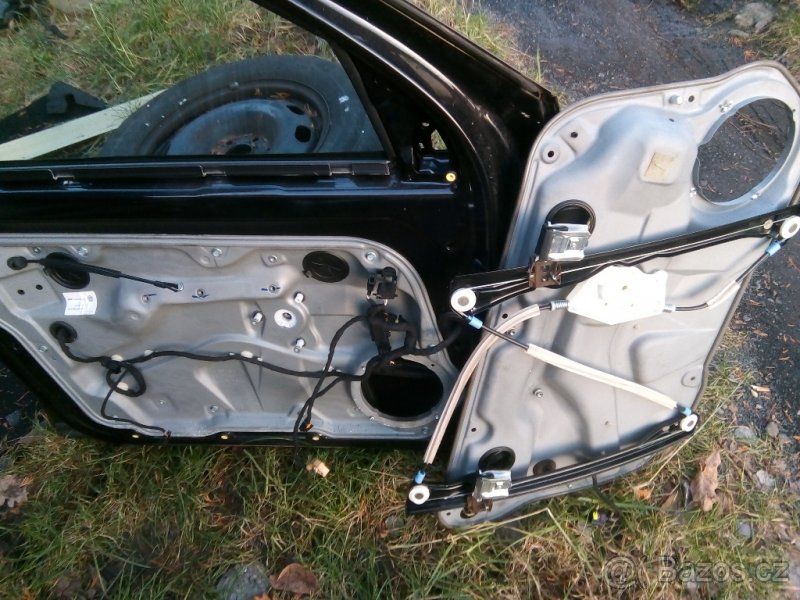 VW golf 4-nahradni dily - 2