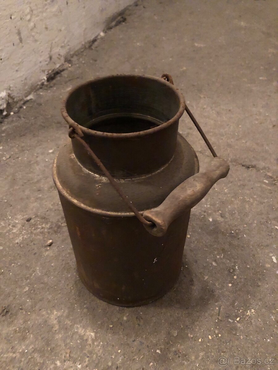 Konve na mléko - 2