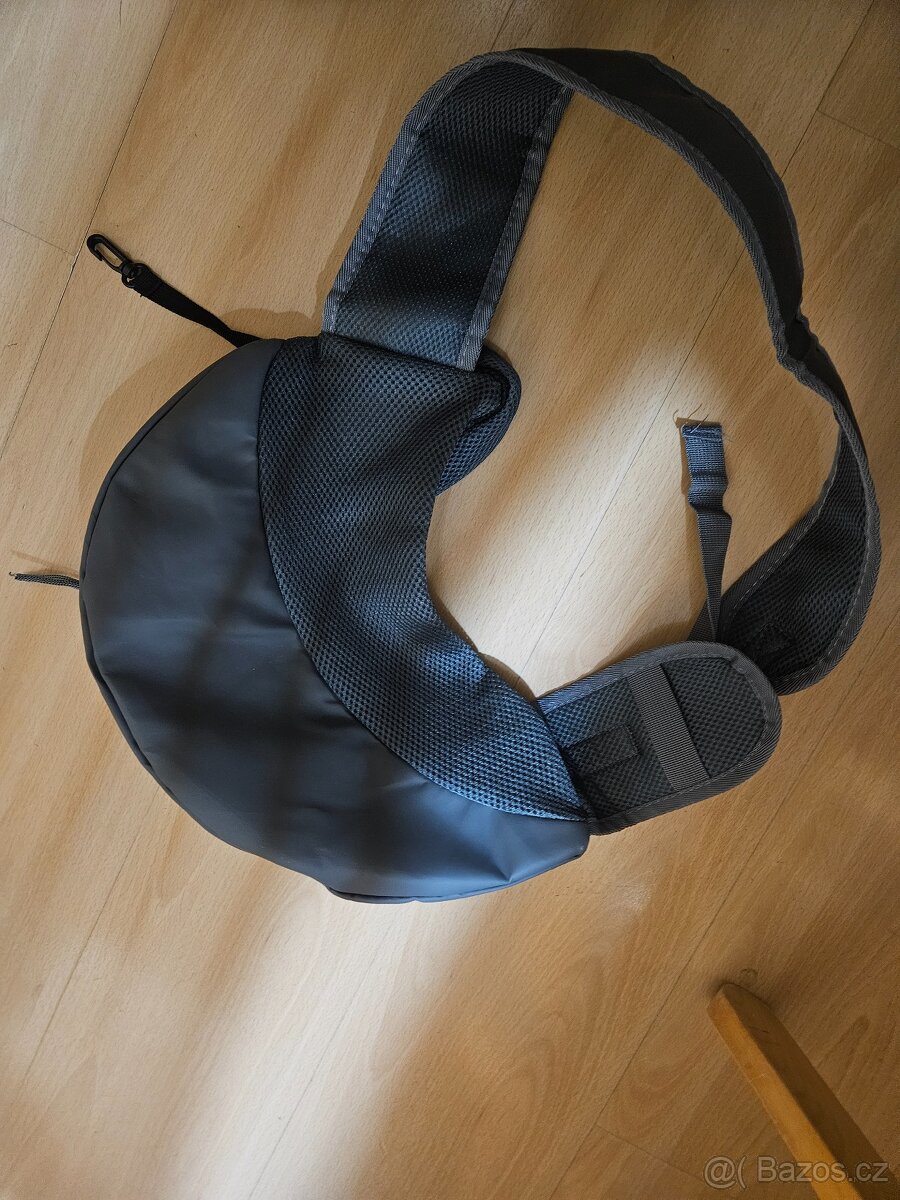 Prodám nosič pro psy a kočky – velikost S - 2