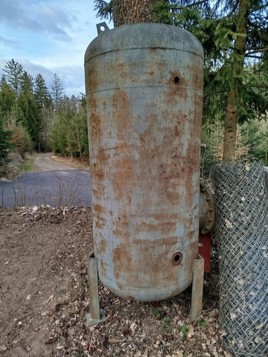 Kompresorová nádrž - 2