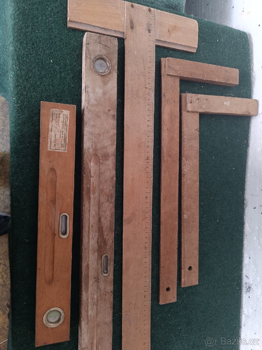 Staré truhlářské nářadí - 2