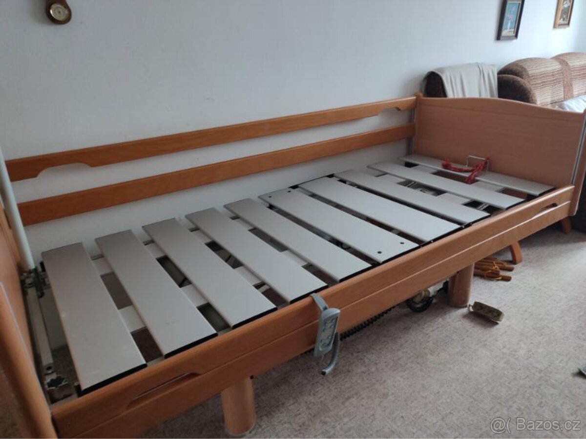 Polohovací postel Völker - 2