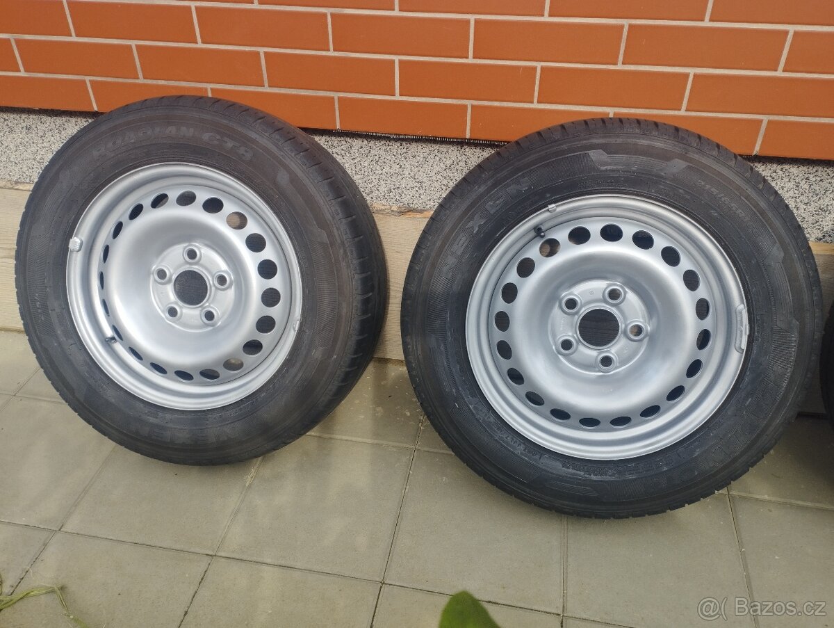 Originální sada + letní pneu VW T5 T6 215/65/16C - 2