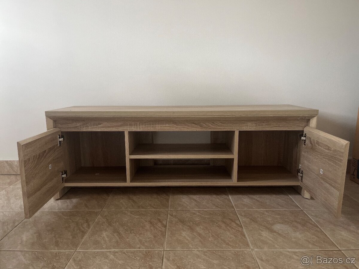 TV stolek HASLUND z Jysku - 2
