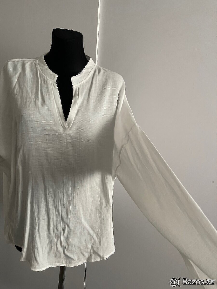Příjemná tunika - bílé vel.XXXL/52-54. - 2