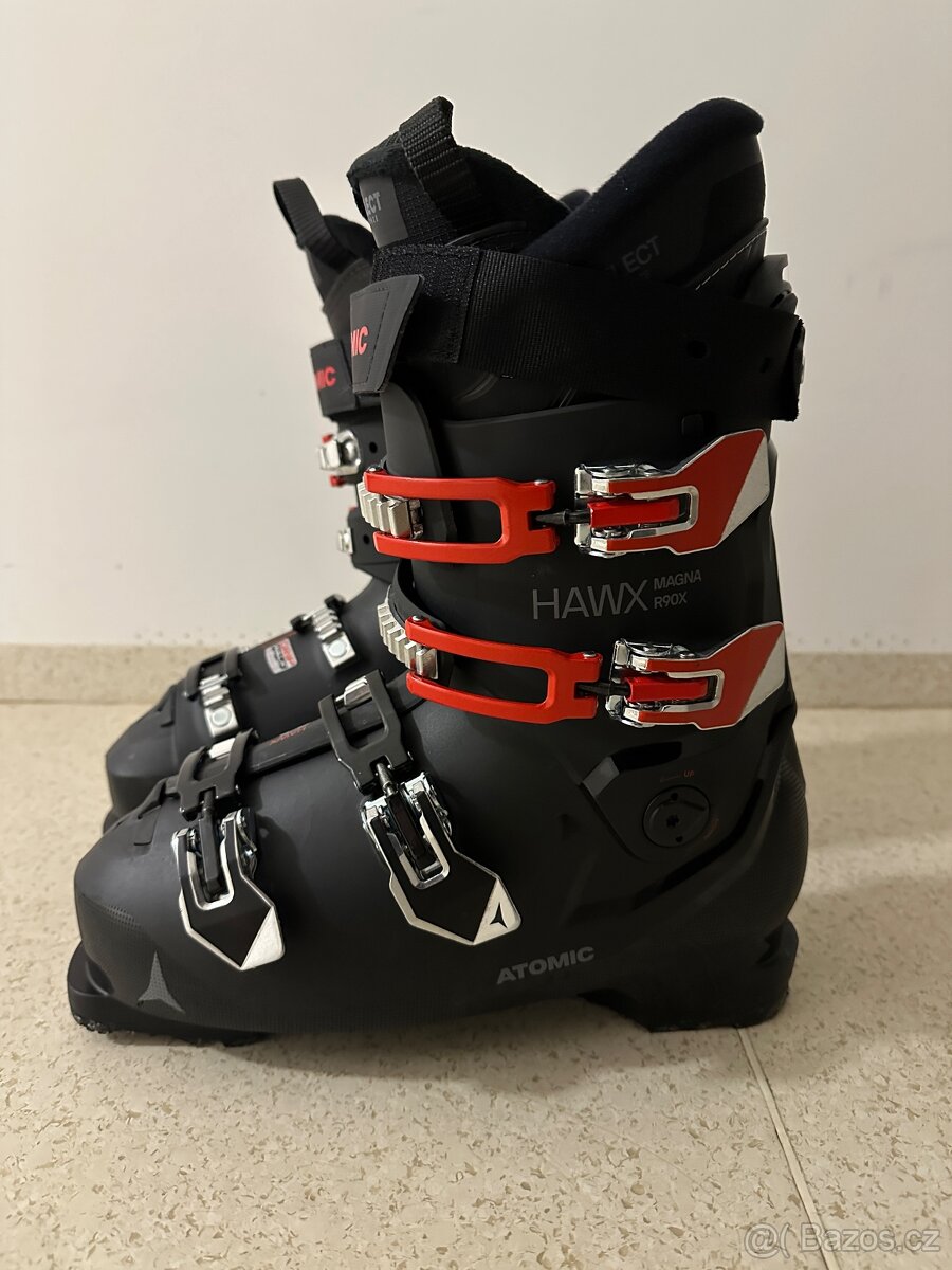 Lyžáky Atomic Hawx Magna R90X GW jako nové - 2