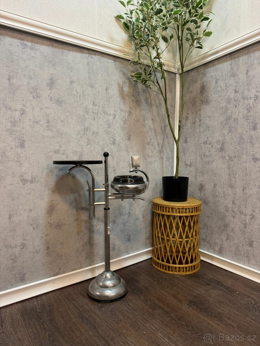 Funkcionalistický stojanový popelník (522006) - 2