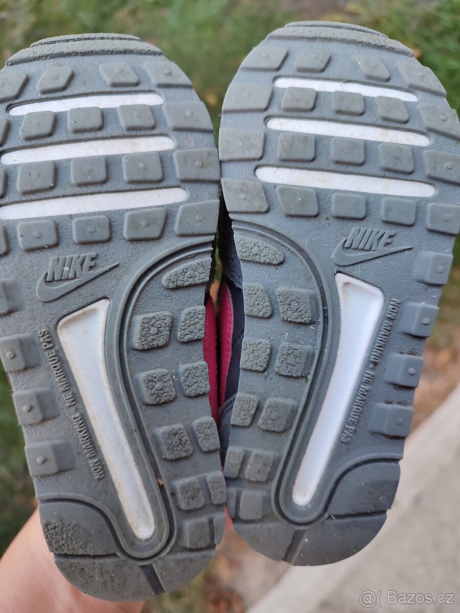 Dětské boty Nike, vel.25. - 2