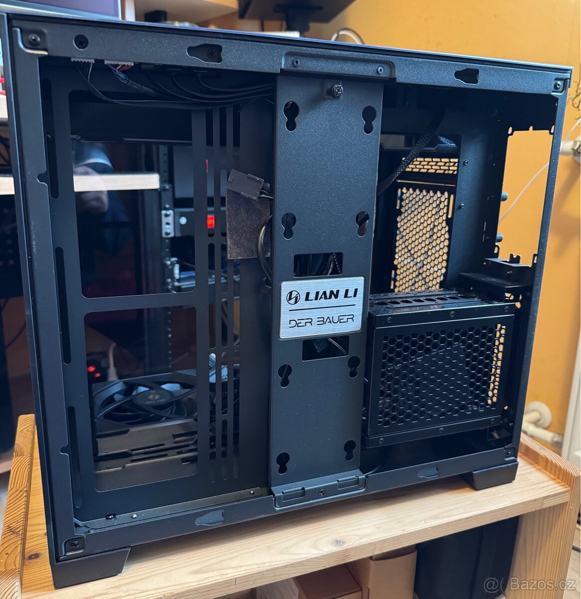 Lian Li PC-O11D Mini Black + Lian Li HydroShift LCD 360 TL - 2