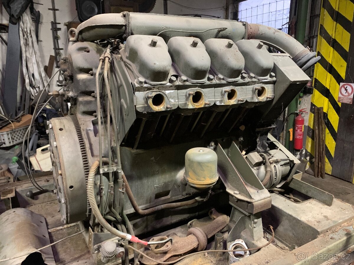 Motor Tatra 138 - 2