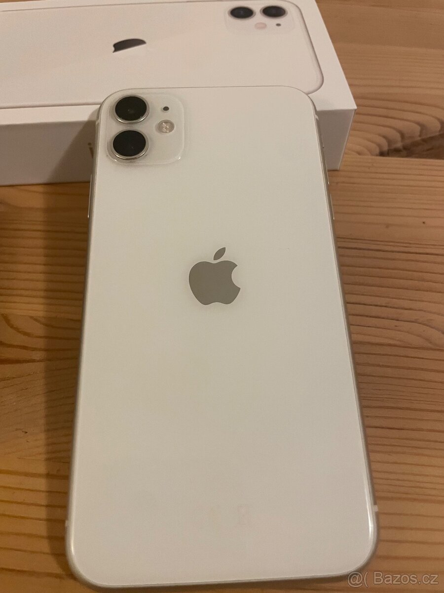 Iphone 11, 64GB - super stav + pouzdro - 2